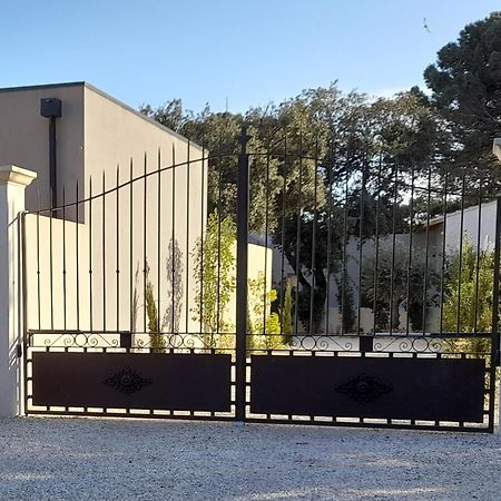 La Mathilde Bed & Breakfast Villeneuve-lès-Avignon Exterior photo